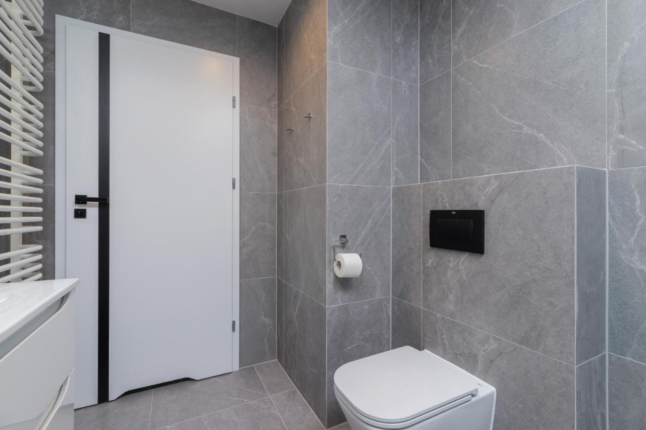 City Studio With Ac Czarnowiejska By Renters Krakau Buitenkant foto